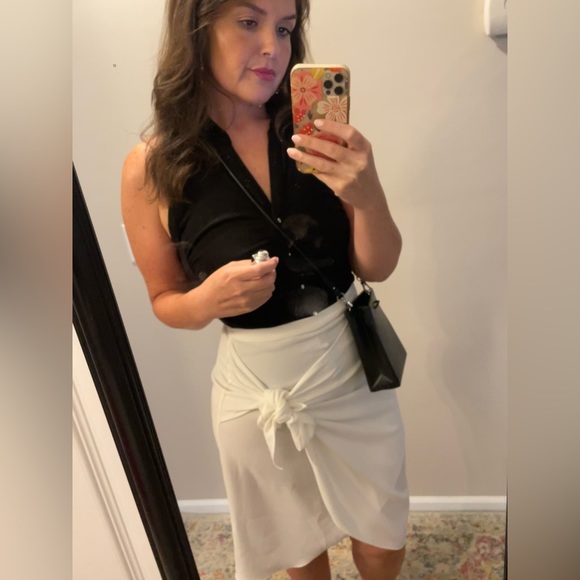 Meet your Posher, Cara - Picture 14 of 16